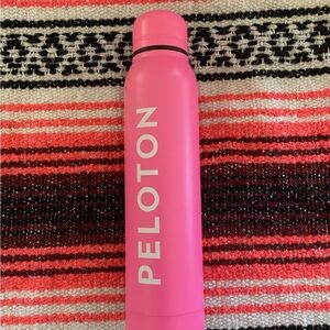 Peloton 16.9 oz water bottle